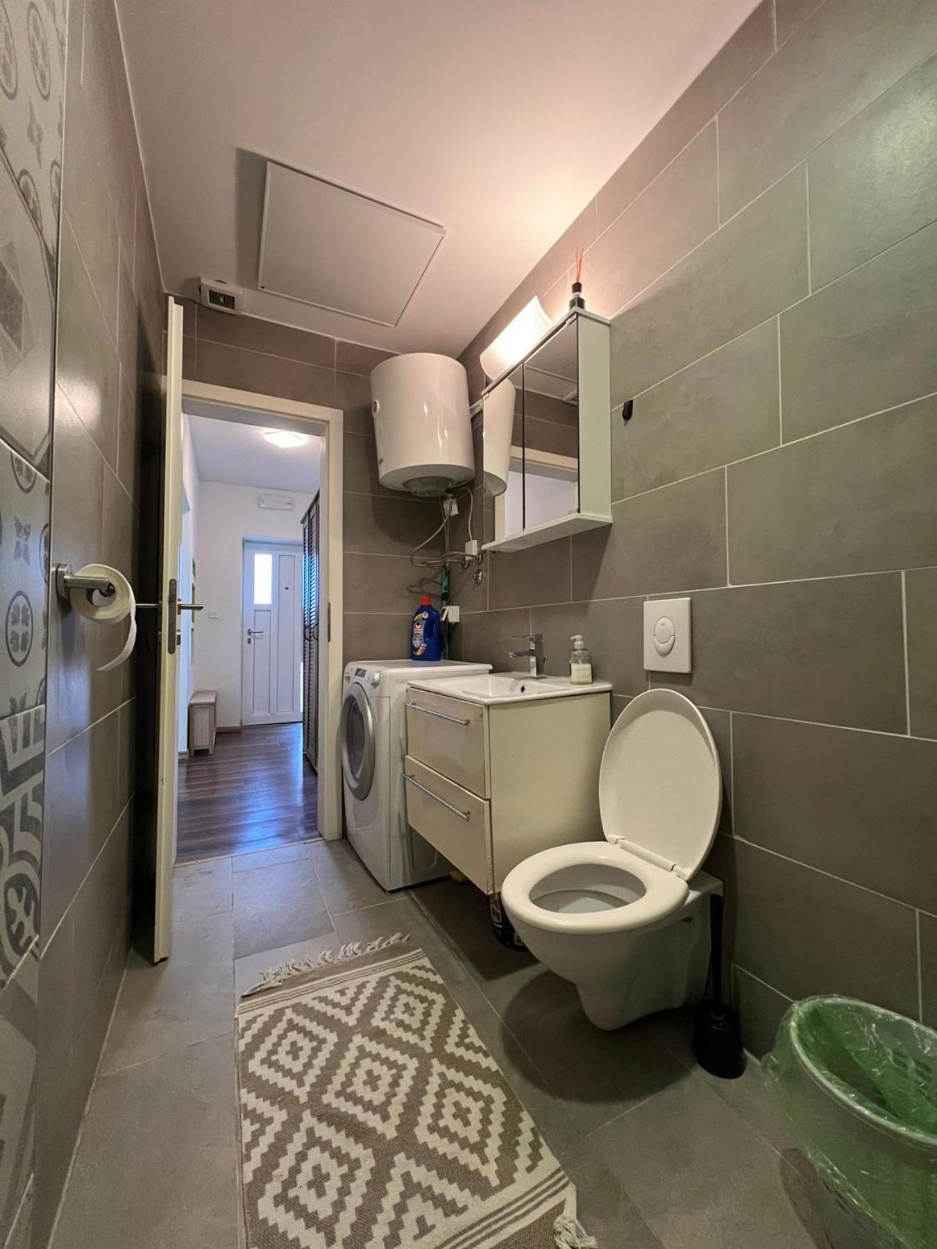 Apartamento Lovely Liubliana Exterior foto